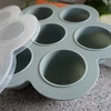 „Le Toft“ – kūdikių maisto šaldymo kubeliai, 7 skyriai – dūmo žalumo – 75 ml viename skyriuje