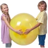 Mega burbulas, trykštantis spalvų šėlsmu