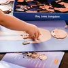 mierEdu – Magnetinė mokymosi dėžutė – Viskas apie kūną ir emocijas (danų kalba) – (ME097D)