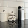 Baltas ir juodas malūnėlis pipirams ir druskai - 2 vnt. Ruhhy 24721