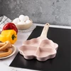 Keptuvė Keptuvė nepridegančia danga, 4 širdies formos sekcijos, rožinė su medine rankena, 35,5x19,2x2,8 cm, Klausberg, kb-7820