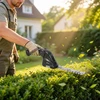 Aosom 2-in-1 elektrinės gyvatvorių ir žolės žirklės, 2 x 7,2 V įkraunamas 2,0 Ah akumuliatorius, 2 keičiami peiliai, juodos