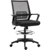 Koduva Juoda reguliuojamo aukščio braižytojo biuro kėdė su pakoju, 104–124 cm
