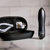 Evolved Travel Gasm Compact Bullet Vibrator Juodas Atsparus vandeniui USB