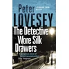 KNYGA P Lovesey Detective Wore Silk Drawers