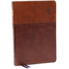 KNYGA Zondervan Publishing NKJV, Matthew Henry Daily Devotional Bible, Leathersoft, Brown, Raudona Letter, Comfort Print