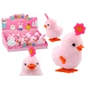 Prisukamas viščiukas su gėle Lean Toys,, rožinis