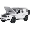 Metalinis automobilis 1:24 Mercedes AMG G63 baltas RASTAR