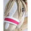 Super Hobby Horse Hobio arkliuko kantaras A3 su balta pūkine apdaila ir pavadžiu
