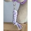 Super Hobby Horse Hobio žirgo kantaras A3 su baltais pūkais ir pavadžiu (balta/violetinė)