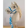 Super Hobby Horse Hobio arkliuko kantaras su balta pūkuota apdaila ir pavadžiu