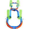 Ramiz Šviečianti lenktynių trasa su automobiliu