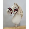 Super Hobby Horse Reguliuojamas kantaras hobi arkliukui – burgundinis su juoda pūkine apdaila