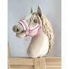 Super Hobby Horse Reguliuojamas kantaras hobi arkliukui – rožinis su balta pūkine apdaila