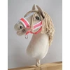 Super Hobby Horse Reguliuojamas kantaras hobi arkliukui – neoninis rožinis su balta pūkine apdaila