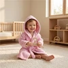 Kūdikių chalatas su gobtuvu New Baby rožinis