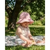 Vaikiška muslino kepuraitė New Baby rožinė