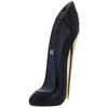 Carolina Herrera gera mergina