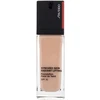 „Shiseido Synchro Skin Radiant Lifting Kreminis“ makiažo pagrindas, 130 Opal SPF 30, 30 ml