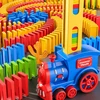 Automatinis domino traukinuko rinkinys 200 vnt., elektrinis domino lokomotyvas, domino traukinys
