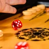 Aheagou 100 spalvotų kauliukų rinkinys 12 mm kauliukų rinkinys spalvotas kubas permatomi kauliukai spalvoti mini kauliukai kauliukų žaidimai spalvotas žaidimų kubas stalo žaidimai žaidimams ir vakarėliams