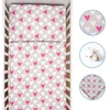 Baby Comfort 3 dalių kelioninės lovelės patalynės komplektas: antklodės užvalkalas, pagalvės užvalkalas ir paklodė su guma, skirtas 95 x 65 cm (rožinės širdelės)