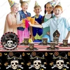 Doyomtoy Piratų tematikos stalo įrankių rinkinys vakarėliui, 53 vienetų piratų vaikiškų gimtadienio dekoracijų, piratų vakarėlio stalo įrankiai, lėkštės vakarėliui, popieriniai puodeliai, servetėlės, berniukams ir mergaitėms, 16 žmonių