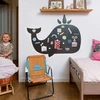 Ferflex - magnetinė lenta vaikams Whale - nuvaloma lenta - sienų dekoracija su perkeliamu magnetiniu lipduku - parduodama su geometrinių figūrų rinkiniu - 60 x 90 cm