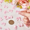 Gorgecraft 100 vnt. rožinių kaspinų mini kaspinėlių rinkinys, mažos paruoštos rišti dekoracijos, dovanų pakavimas, mini kaspinėlių gėlių aplikacijos Kalėdoms, vestuvėms, gimtadieniui, vakarėliui, skanėstams