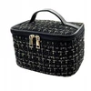 Kosmetinė Glamour Gold 22x14x14 lagaminėlis languota