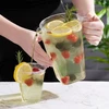 Matana 6 vienetų 1,5 litro talpos tvirtų plastikinių vienkartinių ąsočių – puikiai tinka vakarėlių kokteilių ąsočiams – puikūs kalėdiniams vakarėliams