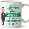 Mugffins puodelis krikštatėviui su vokišku tekstu "bester Patenonkel im Universe" (geriausias krikštatėvis visatoje). Gražus ir juokingas kavos puodelis kaip dovana krikštatėviui, keraminis, 350 ml