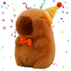 Plushies kapibara, 23 cm mielas kapibaros pliušinis žaislas su gimtadienio kepure, minkštas žaislas kawaii kapibara, itin minkšta įdaryta kapibara, plushies simuliacinis gyvūnas kapibara, kapibaros pliušinis žaislas vaikams