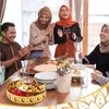 Ramadano Eid Mubarak desertų padėklas, musulmonų Ramadano serviravimo padėklas, mėnulio ir žvaigždės pyragaičių padėklas, islamiški desertų padėklai, užkandžių, serviravimo padėklas, maisto laikymo konteineris, auksinis, 2 vnt.
