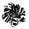 Šilkinė plaukų gumelė Zebra L scrunchies Silklove