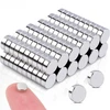 Swihorab 120 mažų, stiprių magnetų rinkinys, 4 x 1,5 mm mini apvalūs neodimio magnetai, maži magnetukai šaldytuvui, magnetinei lentai, baltajai lentai, rankdarbiams, kortelėms