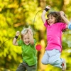 Xintangxia 4 kamuoliukų su virvele rinkinys su elastine juostele vaikams ir suaugusiems: futbolas, krepšinis, teniso kamuoliukas, beisbolas