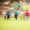 Xintangxia 4 kamuoliukų su virvele rinkinys su elastine juostele vaikams ir suaugusiems: futbolas, krepšinis, teniso kamuoliukas, beisbolas