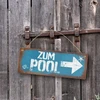 Zum Pool rodyklė į dešinę metalinis ženklas L rūdžių išvaizdos, gražus skardinis ženklas baseinui kaip speciali baseino dekoracija arba dovana baseino savininkams, rodanti kryptį, metalinis ženklas L, 10,5 x 28 cm Xl tu ieškai