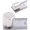 Brudazon 15 mini diskiniai magnetai 10 x 10 mm N52 stipriausio lygio neodimio magnetai itin stiprūs magnetai modelių gamybai, nuotraukoms, lentoms, skelbimų lentoms, šaldytuvams, rankdarbiams, ypač stiprus magnetinis diskas