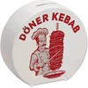 Doner kebab logo taupyklė. tobula kebab taupyklė jūsų kebabinei. juokingas dizainas su virėju ir ūsais, raudona/balta su mėsos iešmo dekoracija