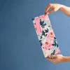 Hallmark Dovanų maišelis buteliui įvairioms progoms – rožinis ir mėlynas gėlių dizainas