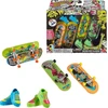 Hot Wheels Tony Hawk Inspired Hot Wheels Skate Neon Bones 4 riedlenčių pirštams rinkinys ir nuimami riedlenčių batai, sukurti bendradarbiaujant su Tony Hawk Hxk84