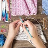 Newellsail nėrimo vąšelių rinkinys 13 dydžių 2–9 mm spalvingi aliumininiai nėrimo vąšeliai su nėrimo priedais ir geležine dėžute pradedantiesiems, 30 dalių