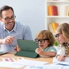 Procase dėklas, skirtas Ipad 10.2 colių 2020 8-os kartos/2019 7-os kartos, trigubo sulenkimo apsauginis dėklas, itin plonas lengvas išmanusis dangtelis su permatomu matiniu galiniu dangteliu