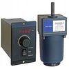 Vienfazis reduktorius su reguliatoriumi 30 - 420 aps/min 230v 6w iki 0,11n.m