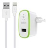 Įkroviklis Belkin Boost Charge 12W USB-A + USB-A iki Lightning kabelis 1,0m baltas