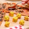 Žaidimų Kauliukų Rinkinys - Q WORKSHOP Pizza Margherita RPG 7 Kauliukai Plastikiniai Geltoni Žali Raudoni