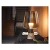 Philips Hue W 9W A60 E27, 4vnt pakuotė | E27 | 9 W | Šiltas Baltas 2700K | Bluetooth ir Zigbee