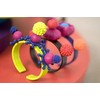 B.TOYS: papuošalų gamybos rinkinys 300 vnt. Pop meno papuošalai 4+ 1254